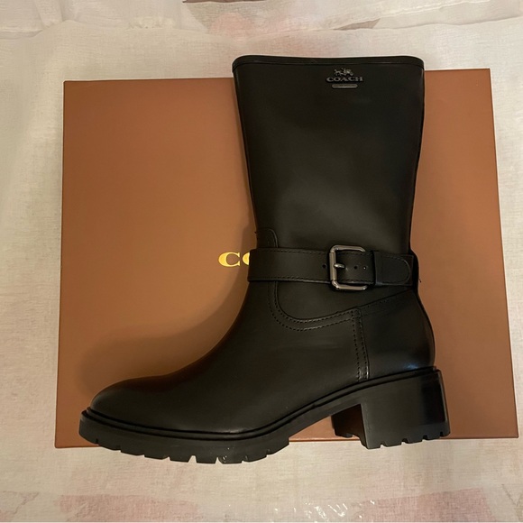 Matte Black Coach Leather boots - Picture 1 of 4
